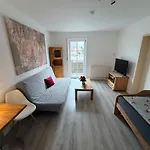 度假居 Near Munich - Terrace & Fireplace! Jesenwang
